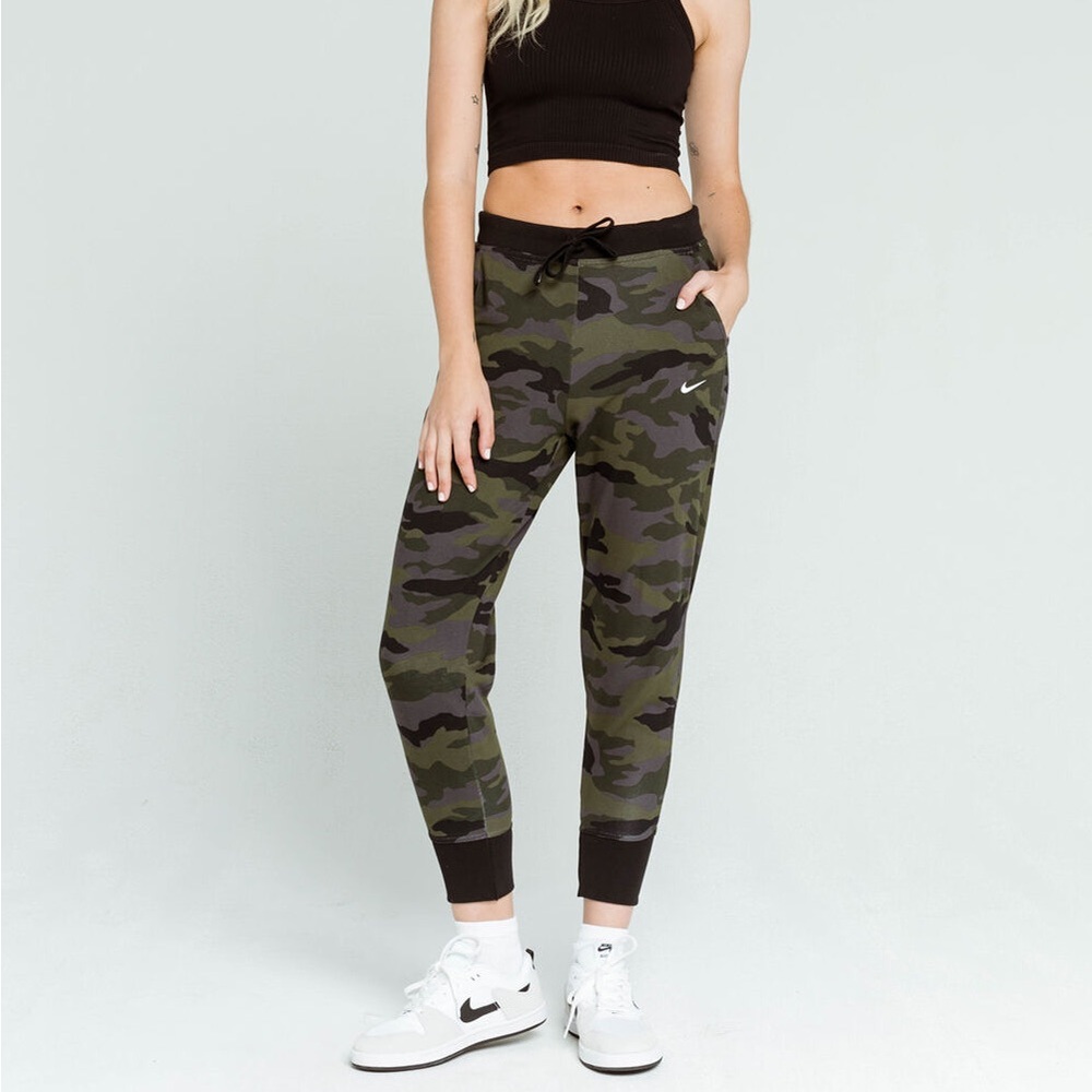 Nike Camo Dri-Fit 7/8 Joggers